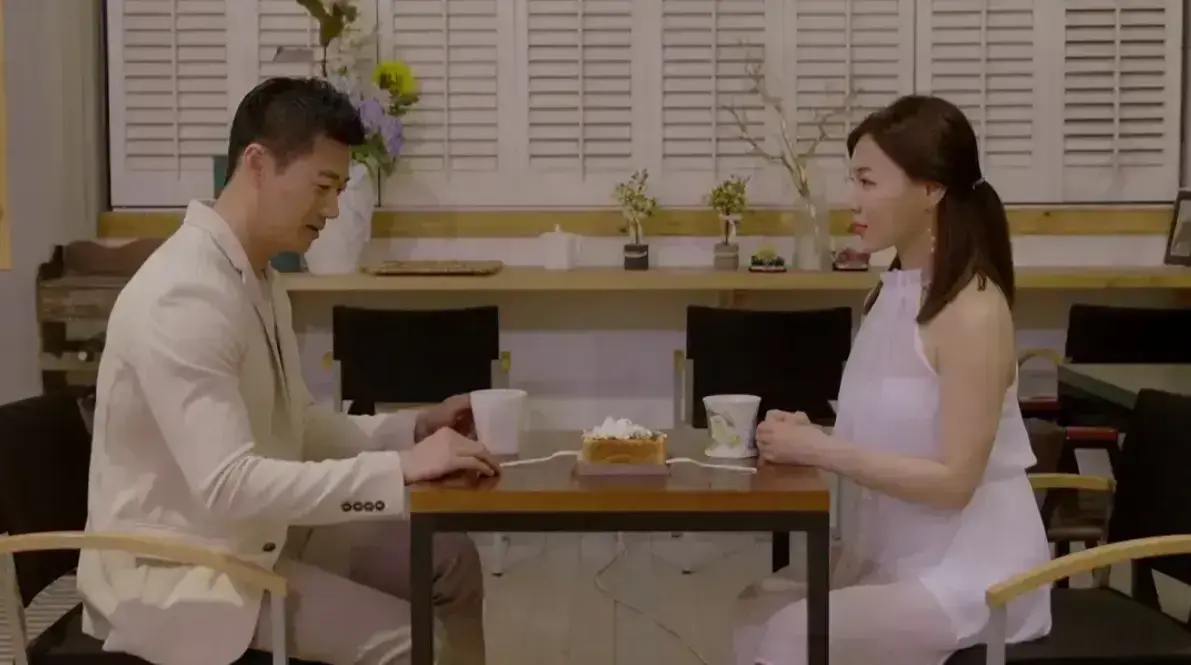 《邻居家妻子》韩国电影未删减1080P韩语中字-我邻居的老婆高清下载-百度网盘夸克迅雷资源在线观看-《邻居家妻子》情感越界完整版