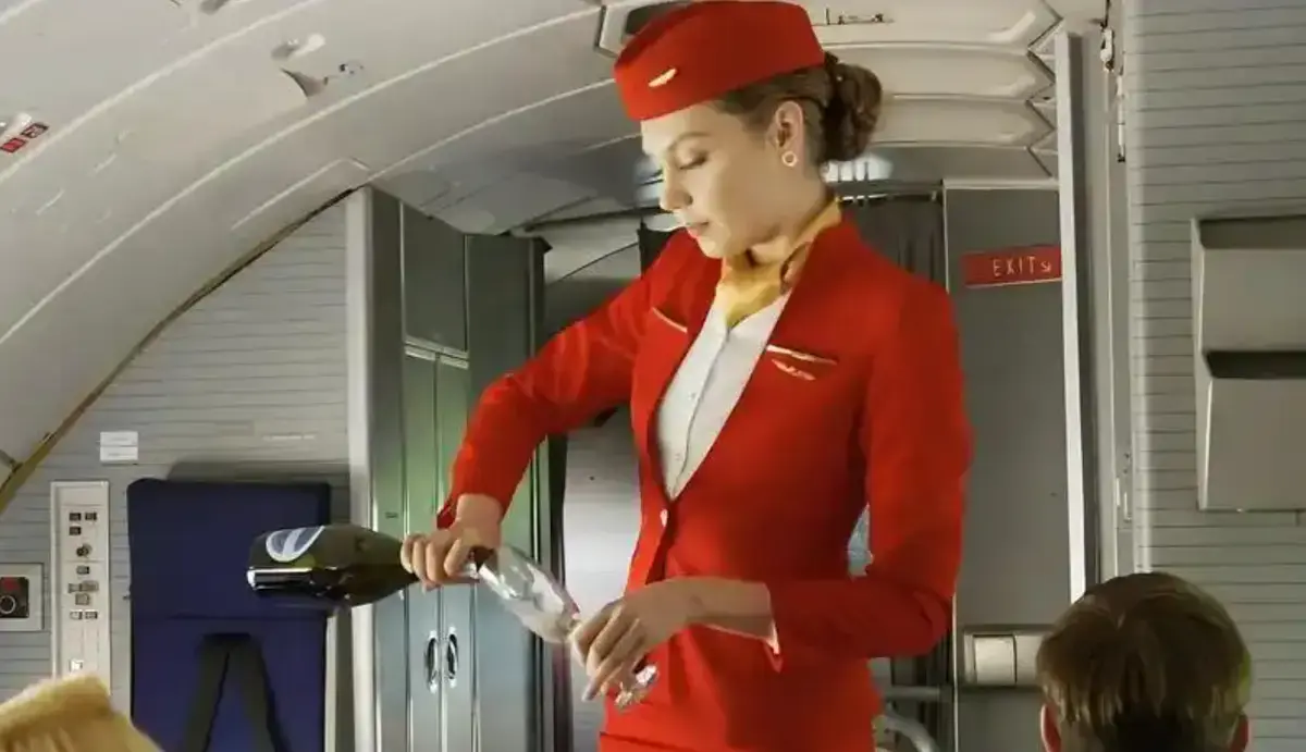 《法国空乘4》全季完整版免费播放-法国空乘4高清未删减在线观看-欧美电影中字无广告1080P